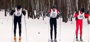 探寻明星滑雪爱好者：他们在雪场的风采