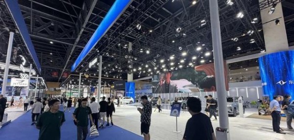 成都车展豪车缺席，新势力唱主角，销量数据有变化-有驾