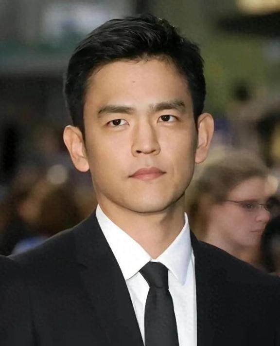 美国人排出的亚洲十大巨星，刘德华未上榜，杨紫琼凭奥斯卡入围！