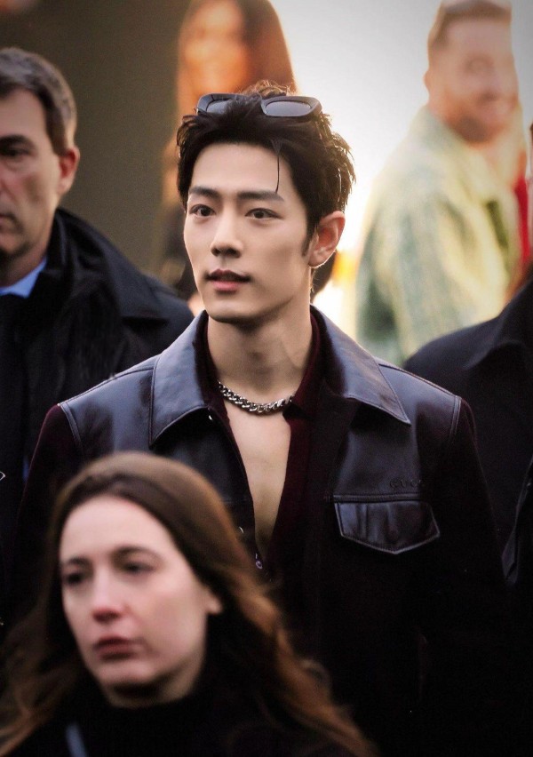 肖战霸屏米兰！96%社媒热度碾压全场，品牌代言规则被他改写？