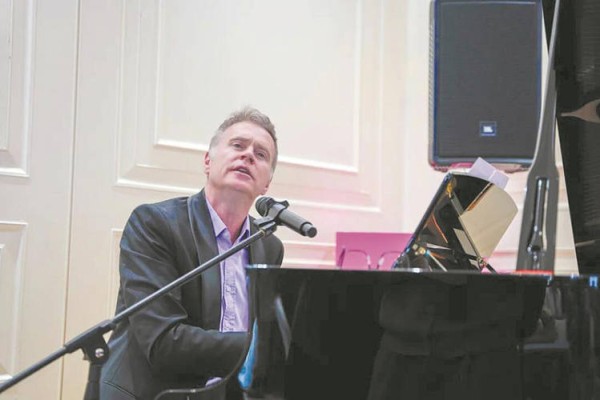 爱丁堡-成都国际艺术周签约仪式在成都东郊记忆举行