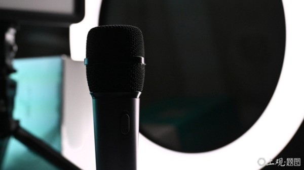 女主播领了4200元工资却被索赔100万元，解读：签了合同就可天价索赔？