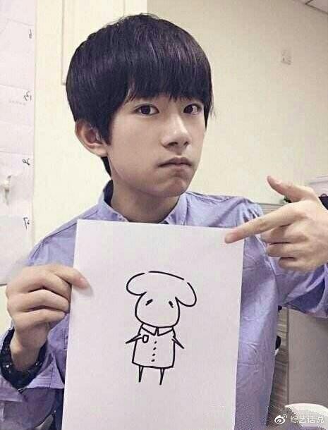 明星画画水平：赵丽颖画出自己，张馨予不容小觑，热巴是来搞笑的