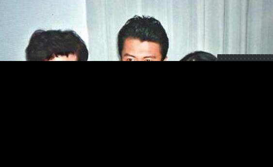 谢霆锋向张柏芝试探重归家庭 张柏芝直播回应：你不配