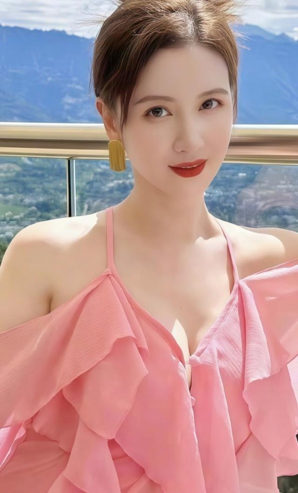 张萌高清写真揭秘女星背后的真实故事