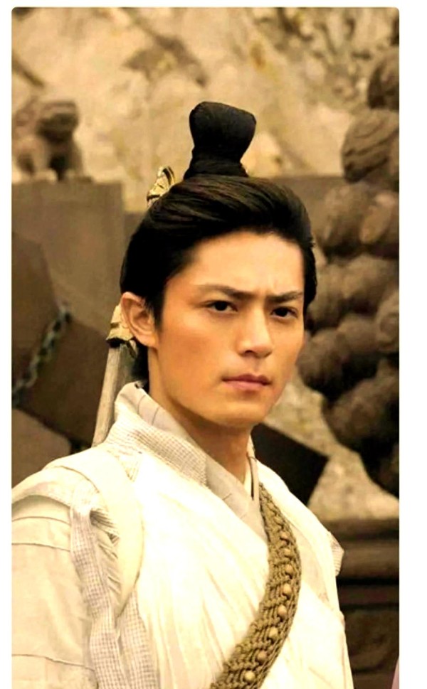 明星批量进军短视频短剧：挑战与机遇共存