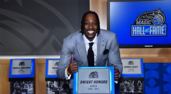 霍华德长文宣布正式退役!生涯8次入选全明星 曾随湖人夺冠并已进入名人堂_ZAKER新闻
