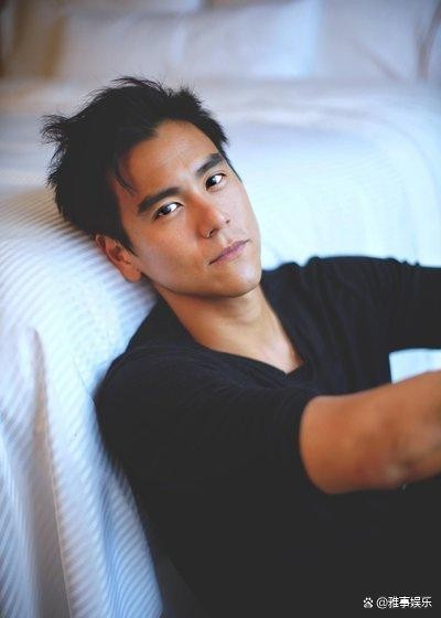 从青涩偶像到硬核戏骨，彭于晏凭极致自律，靠演技逆袭成内娱标杆