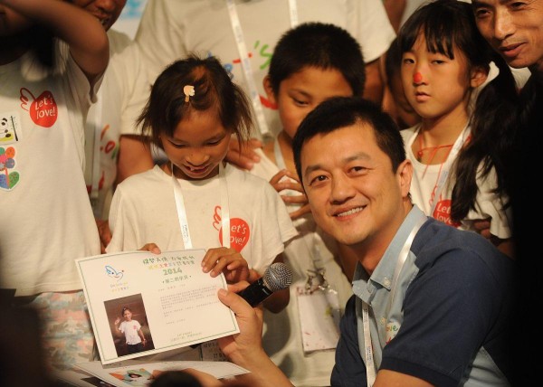 张纪中怒砸100万换角邵兵：耍大牌背后，藏着娱乐圈最狠生存法则？