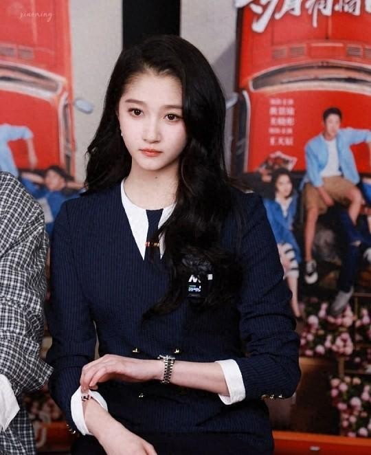 女星新剧戏份被删还遭制片人内号，揭开演艺圈名利场最难看的遮羞布