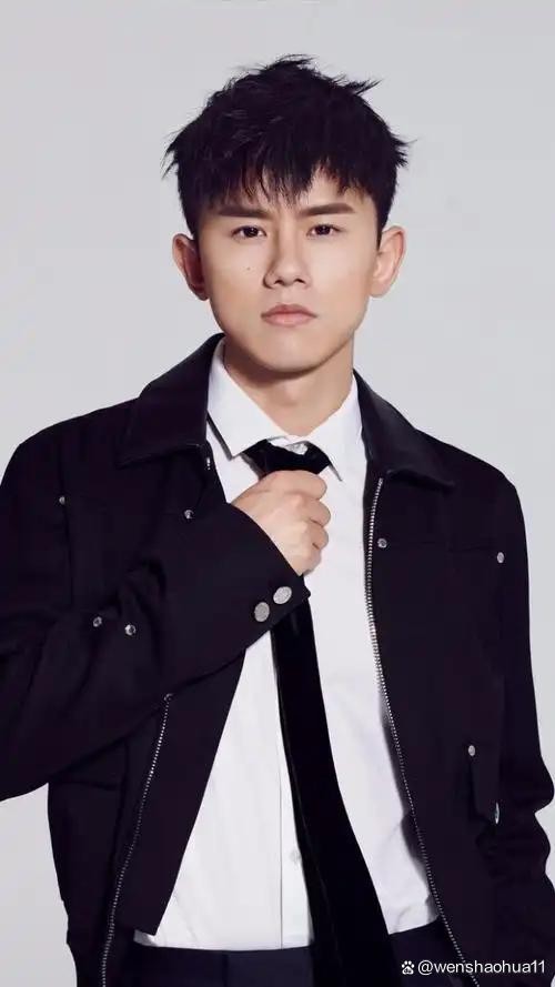 张杰的经纪人丨一个“卷王”歌手的硬核逆袭