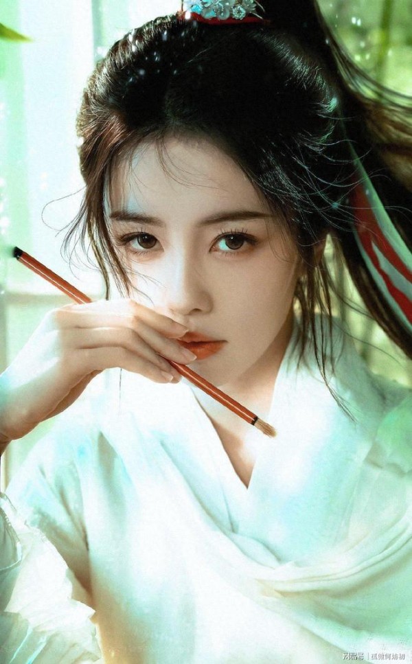 白鹿×丁禹兮《恰逢雨连天》官宣!权谋王炸组合,未拍先火预定