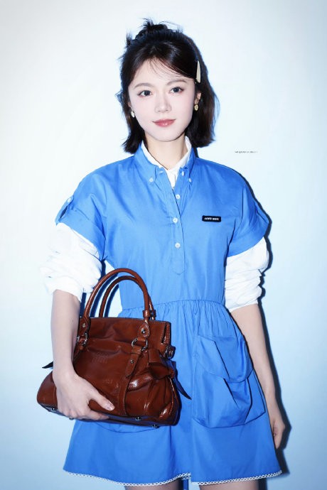 赵今麦近期在时尚和影视方面还有哪些突破性表现？