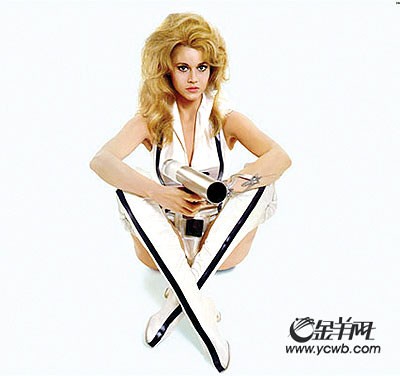 007御用编剧重新打造科幻性感女邦德(附图)