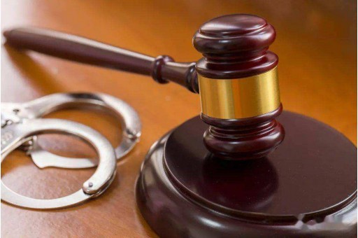 商业杂志使用网络明星照片会侵权吗？如何避免法律风险