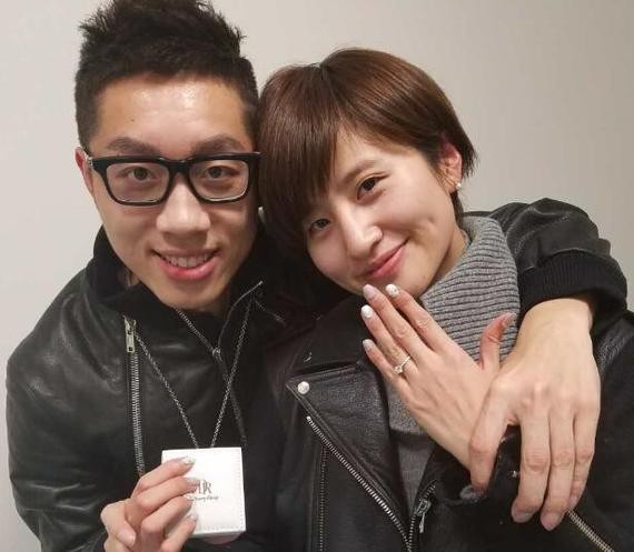 体坛明星求婚大盘点:秦凯许昕太浪漫 李娜被惊呆