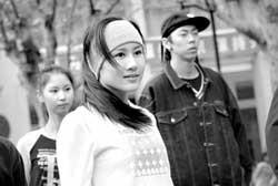 《星光大道》全力推新人明星甘当绿叶(组图)