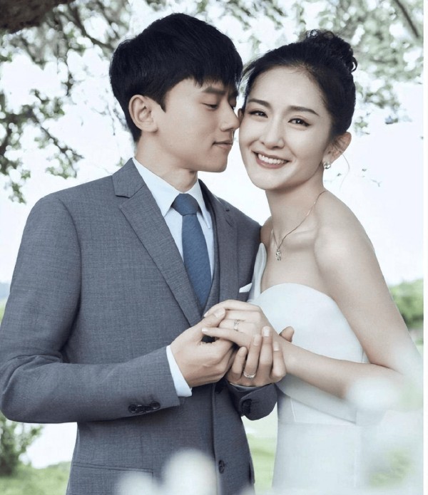 谢娜被拍带双胞胎女儿上课发文恳请守护孩子隐私