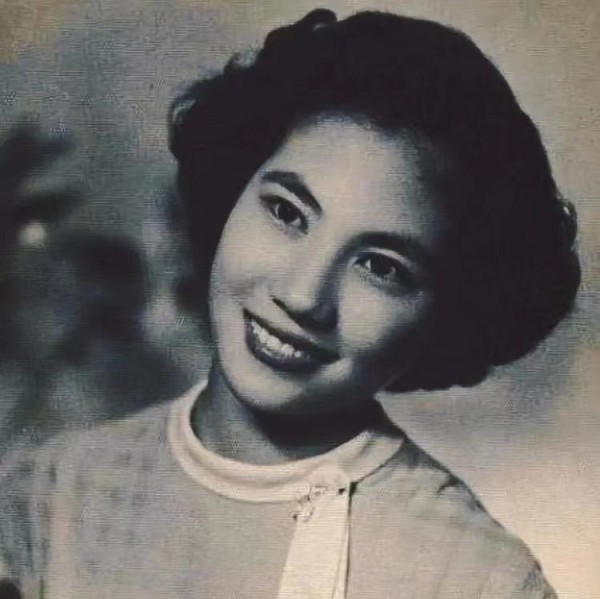 曾江林翠、张智成梁静茹……揭秘娱乐圈隐形亲属关系背后的温情与抉择