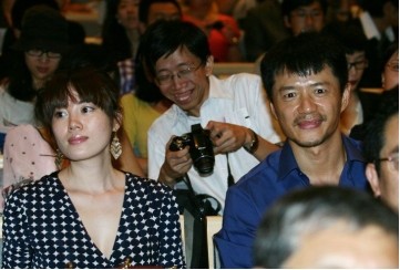 娱乐圈由“师兄泡上师妹”的7大明星情侣