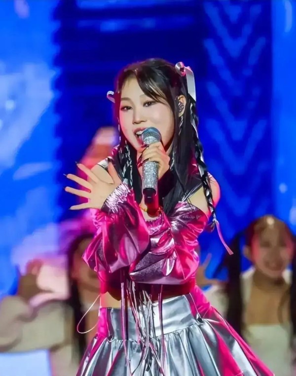 北京国贸的“星二代”起跑线让人破防：当出身改写规则，观众还能只看作品吗？