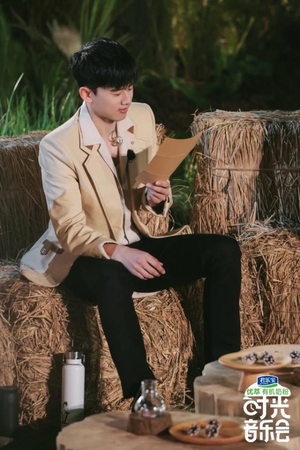 《时光音乐会》：在向往的生活里，聚齐一群有故事的歌手