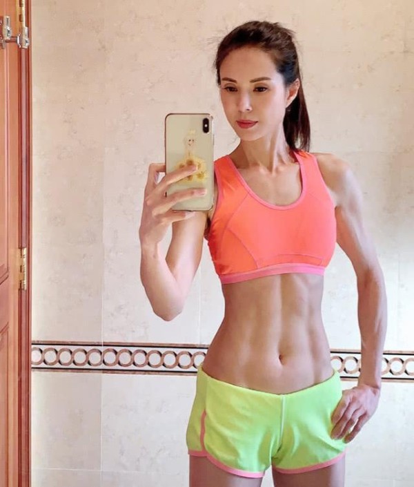 赵丽颖健身照刷屏，女明星扎堆健身真励志