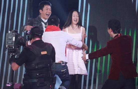 点击图片进入下一页