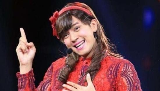 娱乐圈有“怪癖”的明星：热巴的最刺激，最后一位差点受伤！