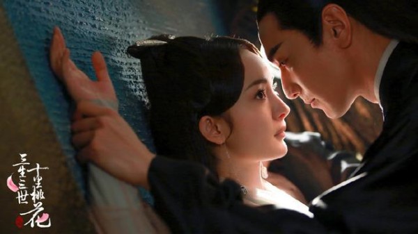 李易峰赵又廷都是杨幂带火的，只有他不需要带，而且还带火了杨幂