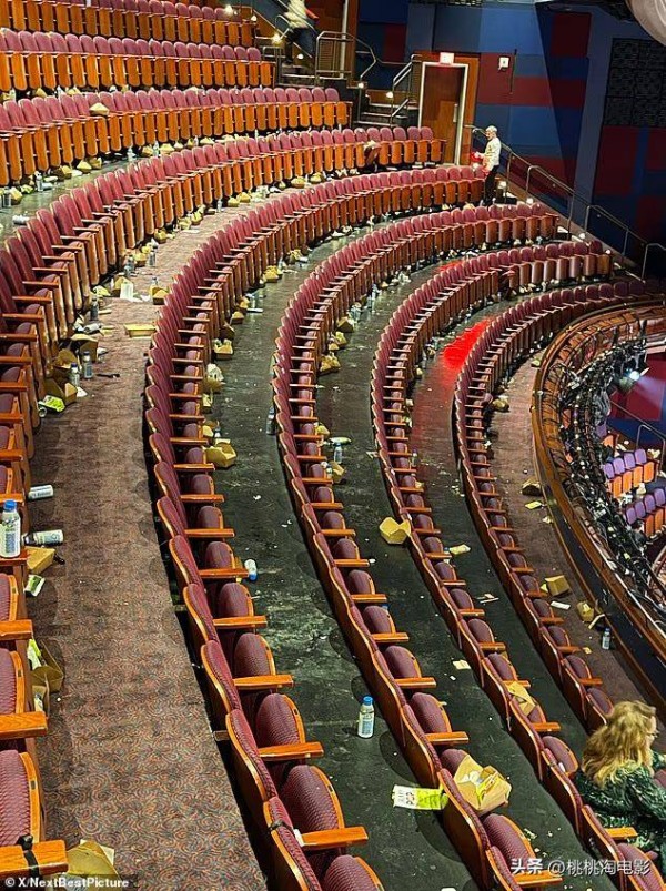 嘴上喊环保,脚下全是垃圾:奥斯卡散场这一幕,太难看了