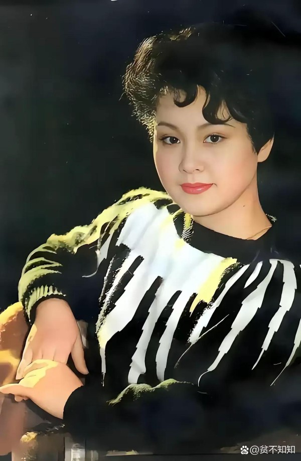 歌唱家李谷一的十六个人简历要点...@贫不知知的动态