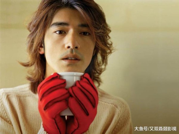 娱乐圈中英俊帅气有迷人个性魅力的9大男星