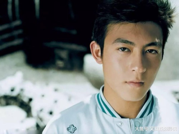 娱乐圈中英俊帅气有迷人个性魅力的9大男星