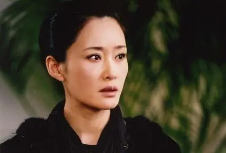 她拍哺乳戏豪放露奶不打马赛克，却因这一举动被迫息影！