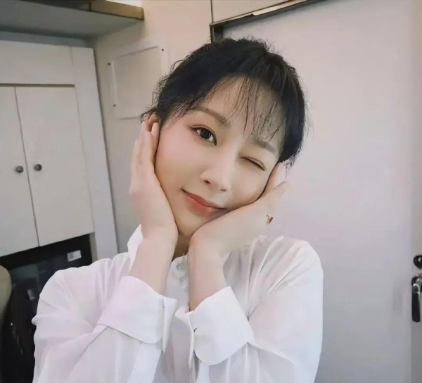 杨紫300万成立传媒公司，低调布局商业版图