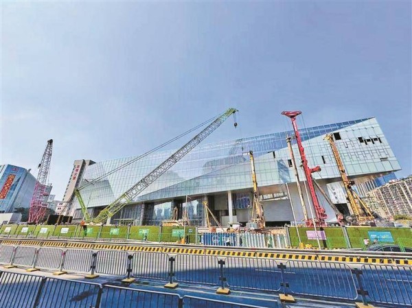 市民期待早日来这里看演出