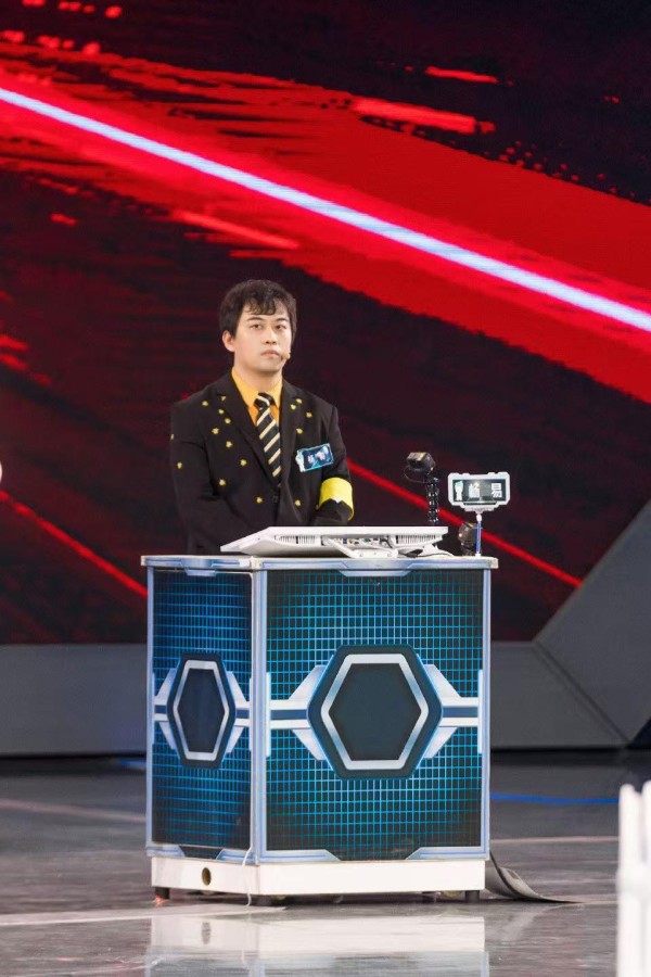 杨易爆冷出局，《最强大脑》赛制再陷“剧本”疑云？