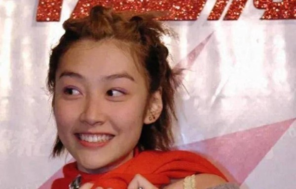 男团的目标受众其实是女性，中国娱乐圈中不论男星女星，追星主力军都由女性占据主导位置