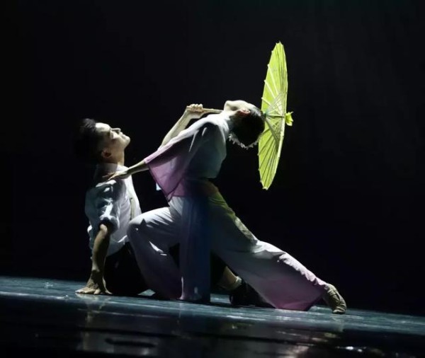 一直反响平平的舞蹈节目今年再掀热潮，“爆款”呼之欲出了吗？