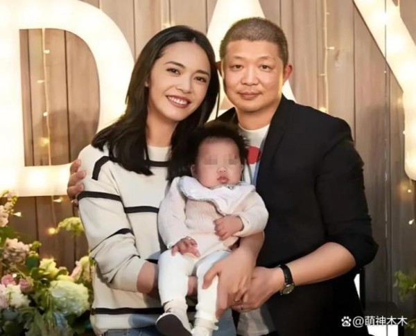 曝姚晨逼侯雯元和钟楚曦分手 新恋情疑云再起