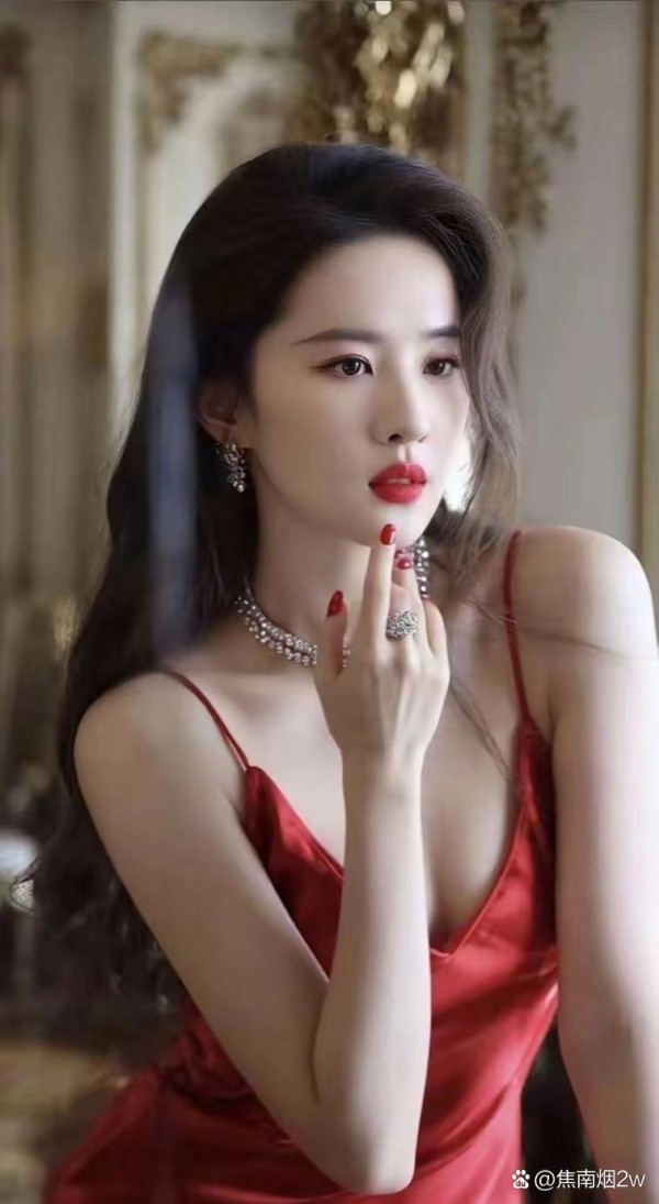 刘亦菲（Crystal Liu...@焦南烟2w的动态
