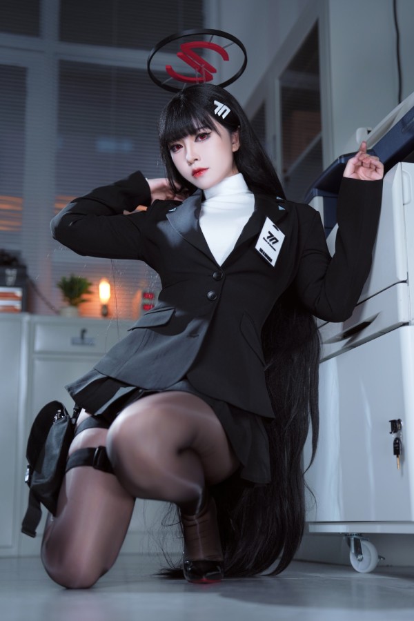 微博人气Coser@半半子 碧蓝档案 调月莉音 [60P/8V/397MB]