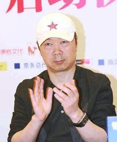 中国摇滚十大巨星：汪峰只能排第十，黄家驹第二，第一名是他！