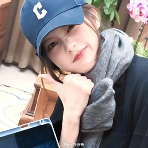 李一桐这次报销事件对明星与粉丝关系有何启示？