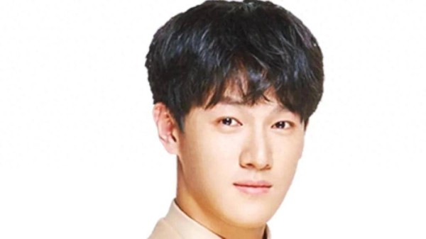 李昀锐暖心发声,力倡粉丝尊重合作伙伴