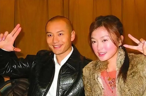 男明星热恋网红成潮流？向下兼容的恋情，是真爱还是互相需要