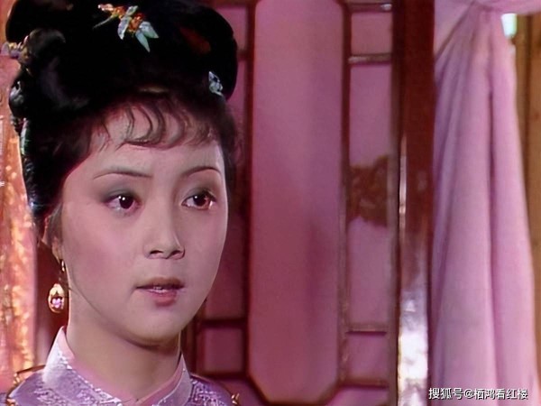 宝钗有好画具不给，却让惜春找凤姐去买，这不是空口卖好吗？