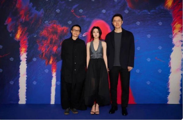 戛纳红毯第7天：张子枫看起来好薄一片，舒淇穿搭高级感拉满