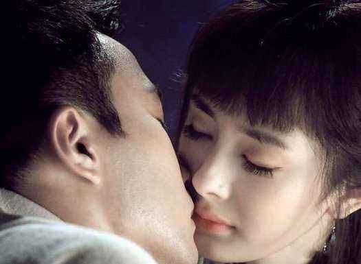 “假戏真做”的5对明星：图1吻的忘我，图5导演喊停都没用